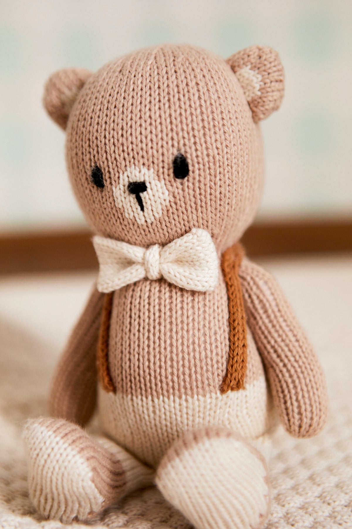 Baby Bear W/ Bow Tie Natural 8"