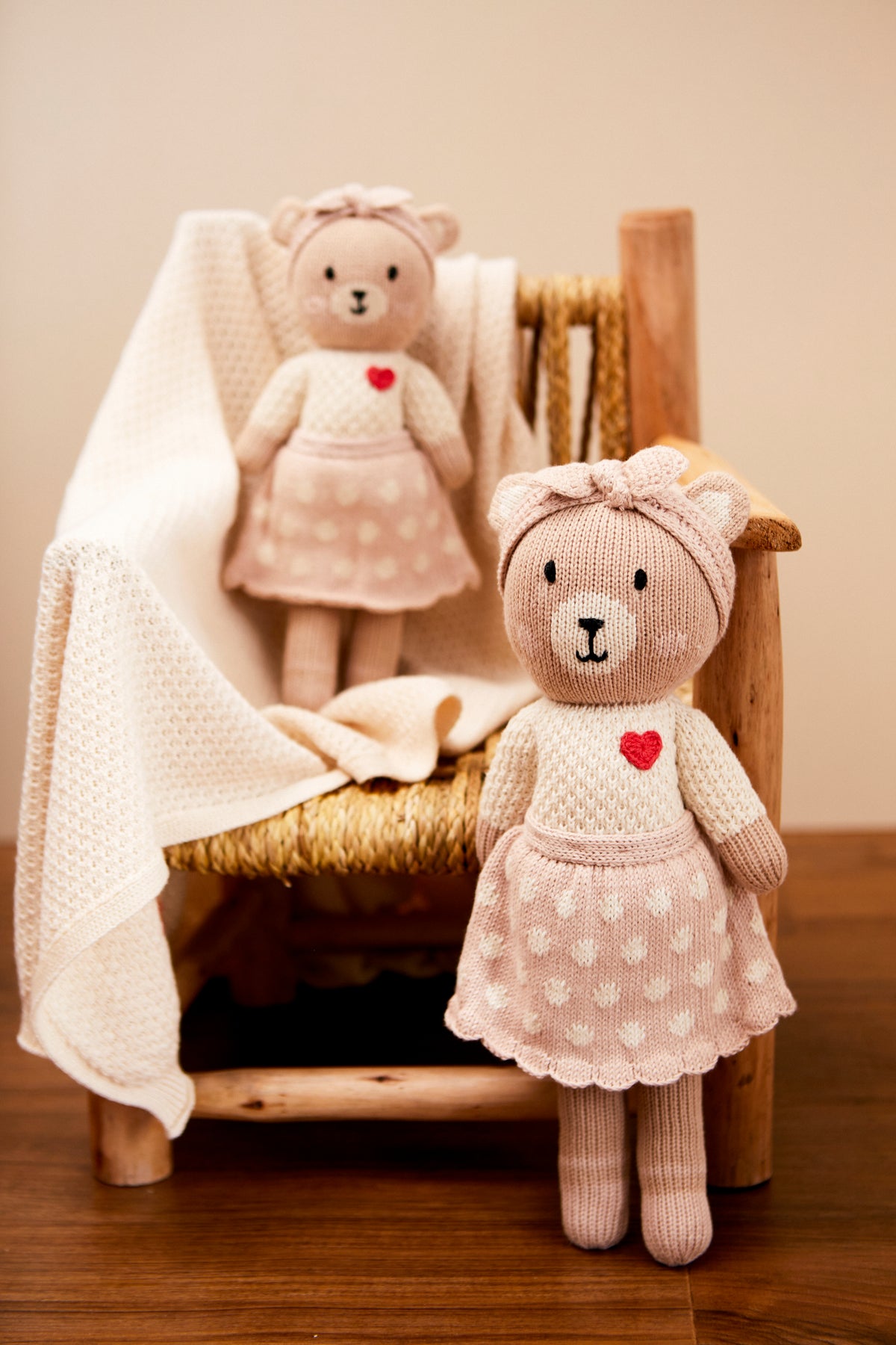 Emma the bear 11" shell pink