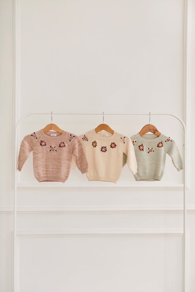 EMBRODERY FLOWER SWEATER SILVER PINK MARL